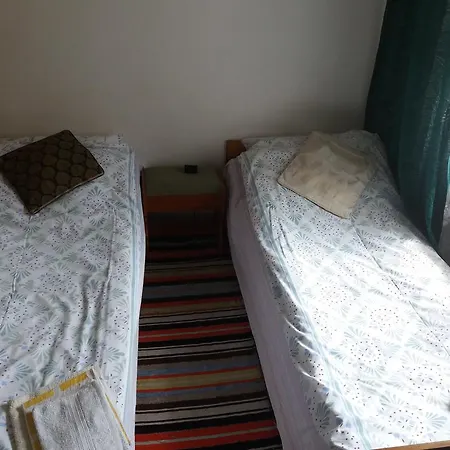 Sadiba U Erika Vandrerhjem Rakhiv