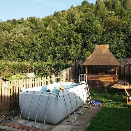 Sadiba U Erika Vandrerhjem Rakhiv